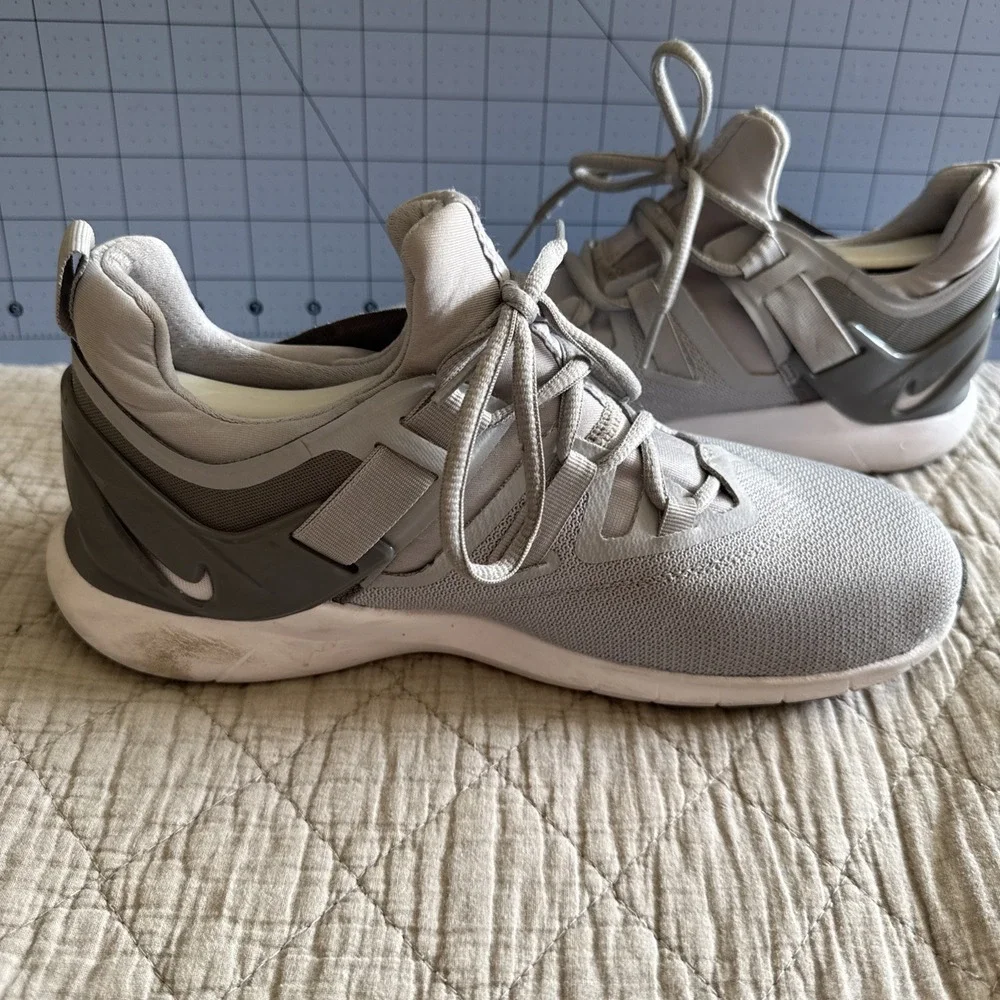Nike Cross Trainer Flexmethod BQ3063-004 Gray Running Hiking Men's Size 8